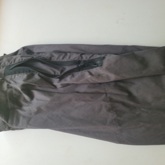 American Eagle 🦅 joggers - Picture 3 of 4